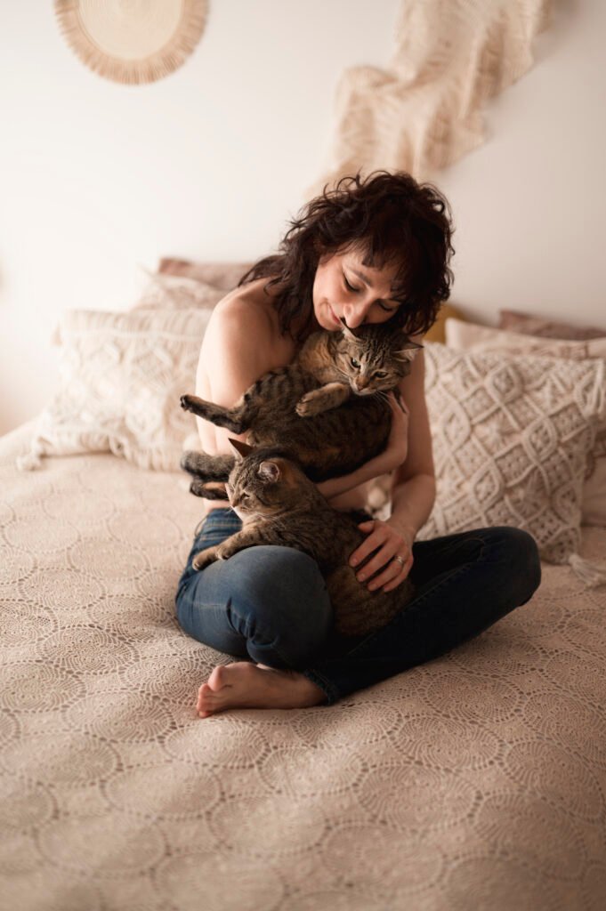 Lorena brambilla fotografia con i suoi gatti